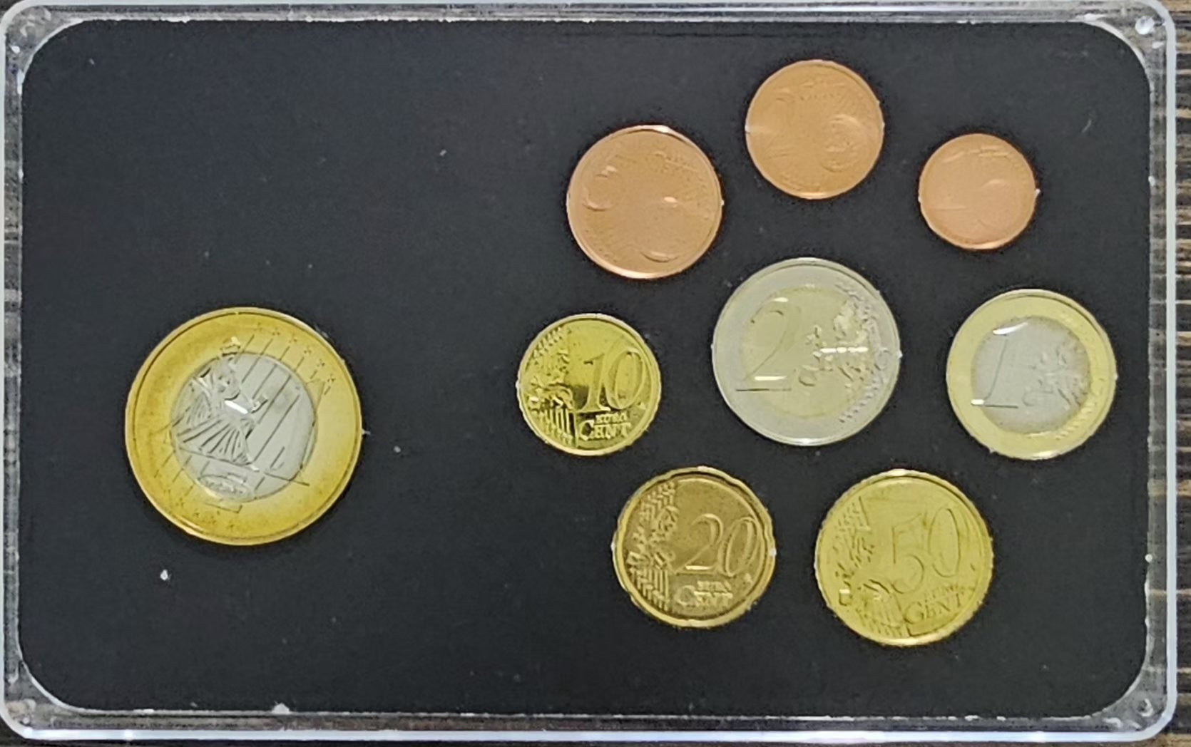Slovenia Euro Premium Set - common sides and large bimetallic commemorative