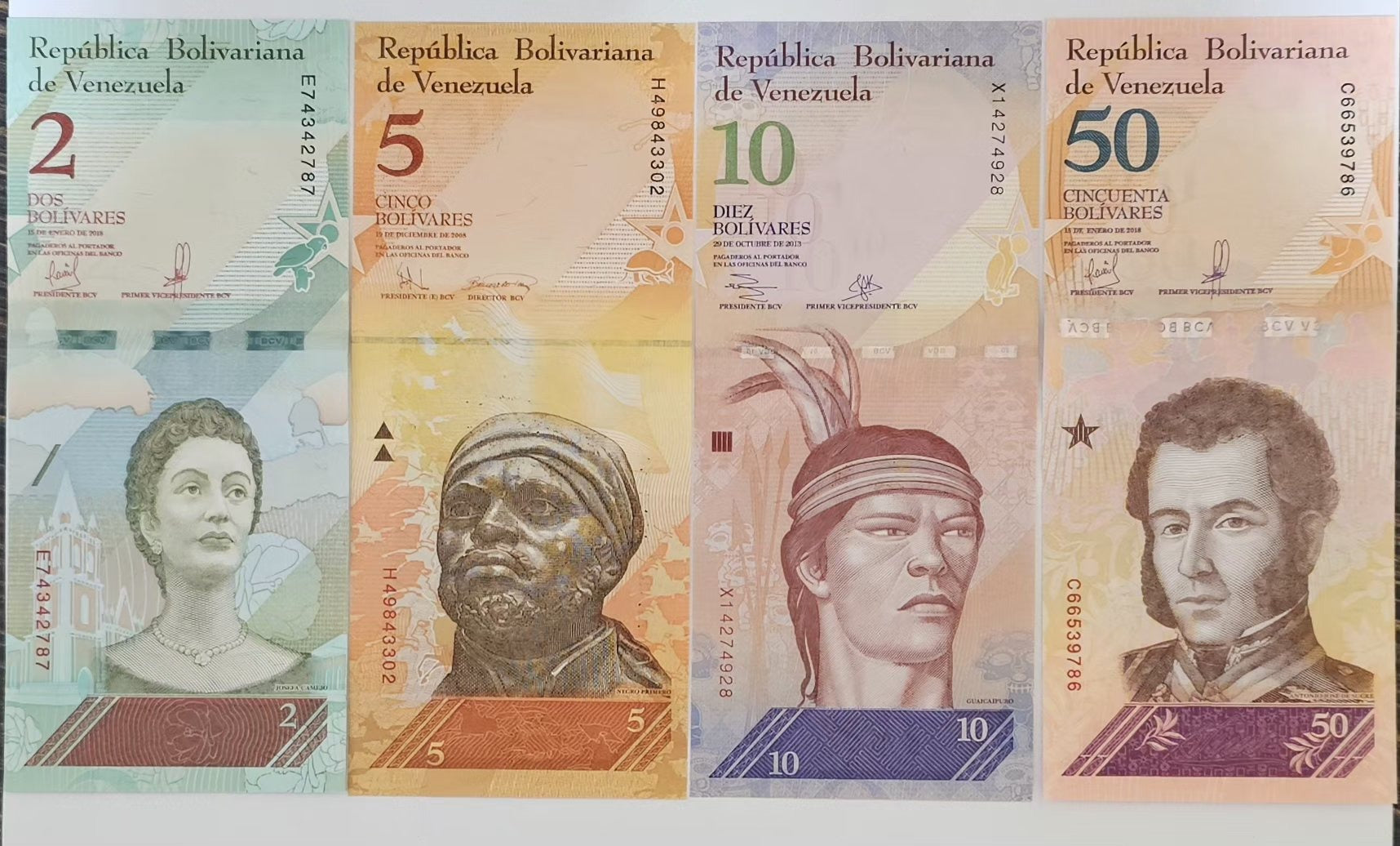 Venezuela banknotes set of 4 - fronts: 2, 5, 10 and 50 bolivares
